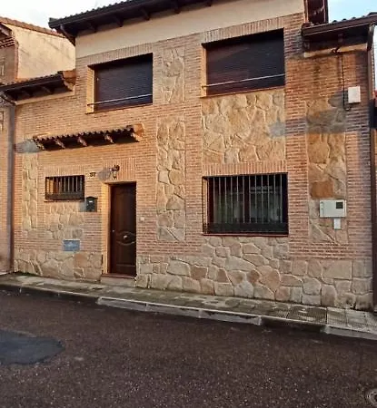 Holiday home La Higuera De Gredos
