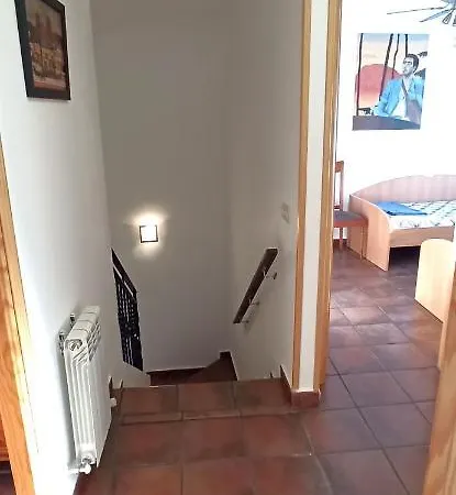 La Higuera De Gredos Hébergement de vacances *